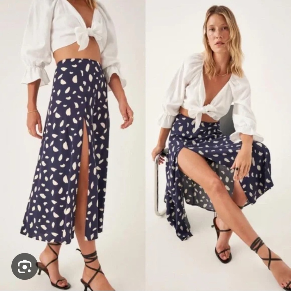 Reformation Zoe Side Slip Navy/White Skirt